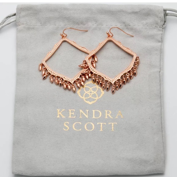 KENDRA SCOTT Lacy Dangle Earrings in Rose Gold - Picture 5 of 8